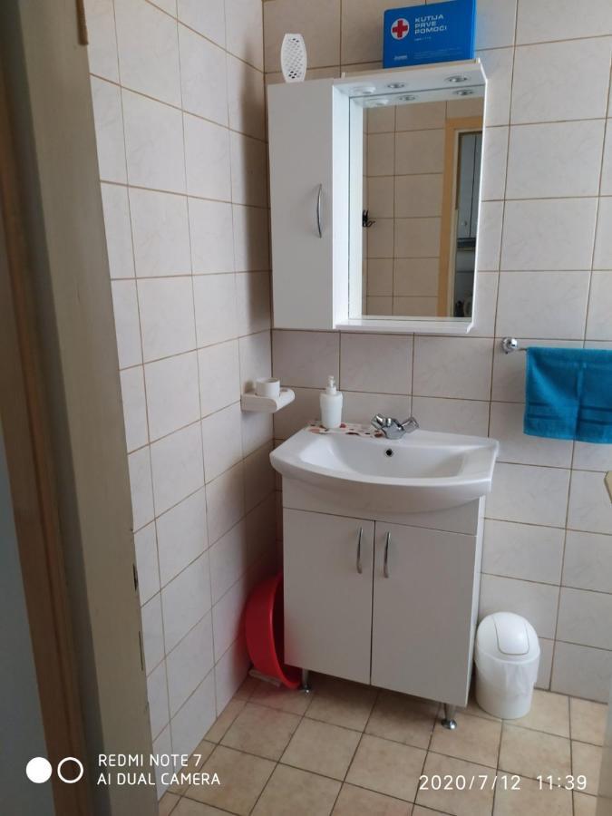 Apartman Ena Vodice Esterno foto